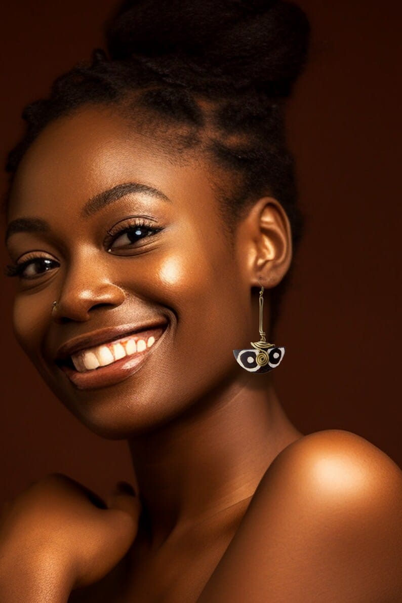 Kenyan Tribal Bone Earring Set - Half Moon - Image 3